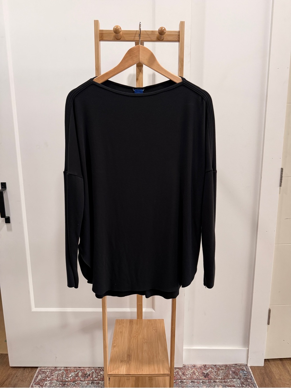 Kit and Ace Black Crewneck Long Sleeve Top
